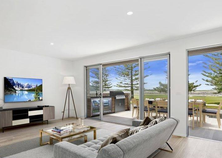 23 Reddall Parade, Lake Illawarra